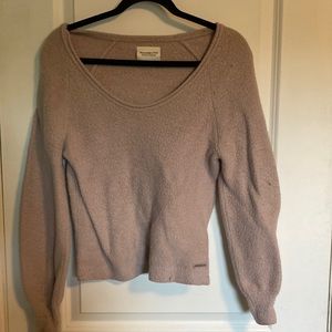 pink Abercrombie & Fitch sweater